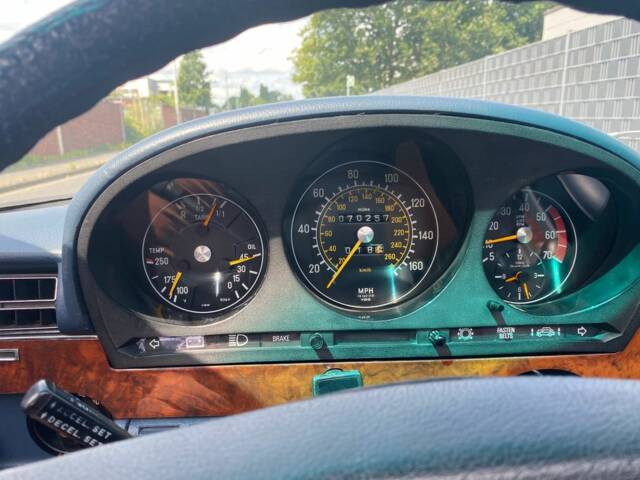 Mercedes-Benz 450 SEL 6,9