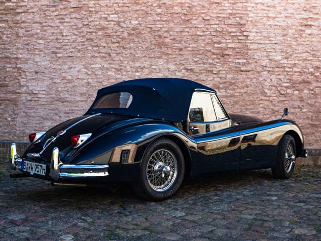 Jaguar XK 140 DHC