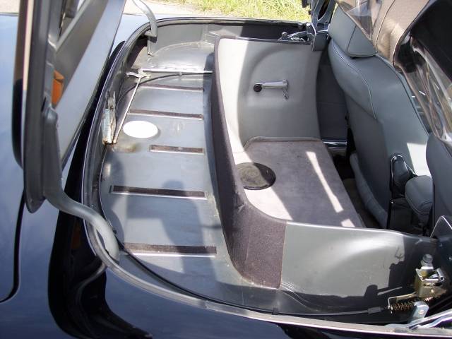 Mercedes-Benz 560 SL