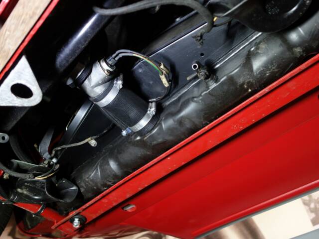 Jaguar E-Type V12