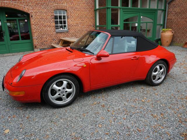 Image 1/20 of Porsche 911 Carrera (1995)