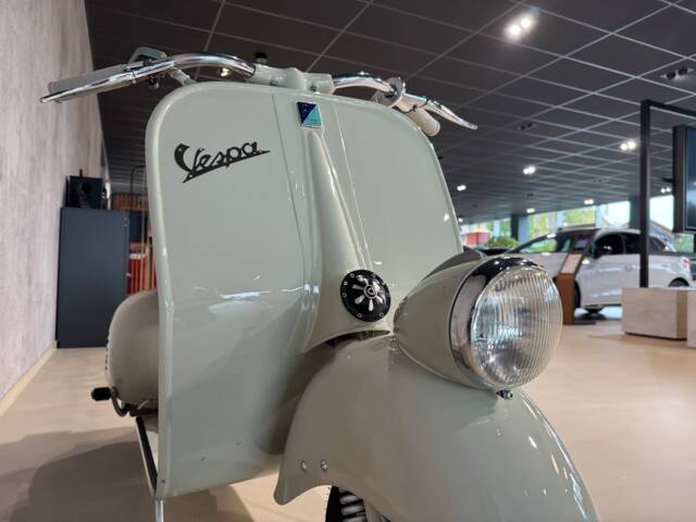 Piaggio Vespa 125