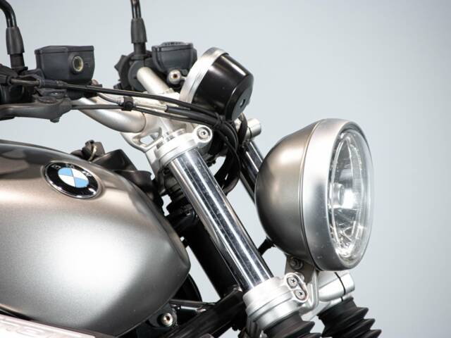 BMW R NineT
