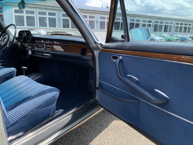 Mercedes-Benz 300 SEL 6.3