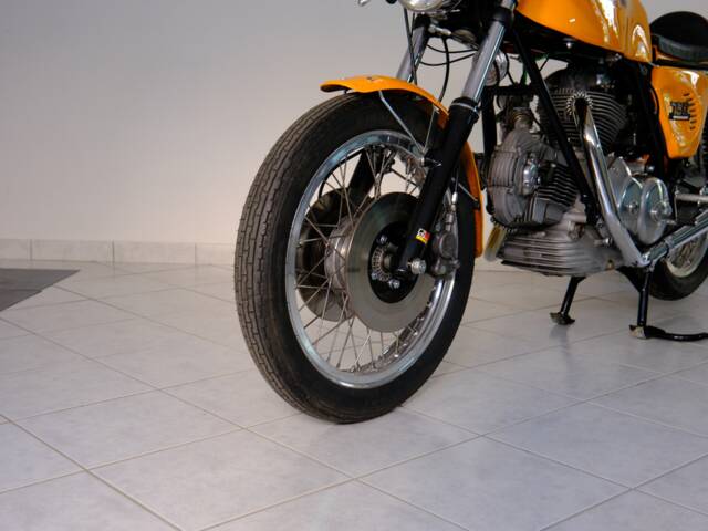 Ducati 750 Sport