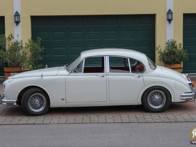 Jaguar Mk II 3.8