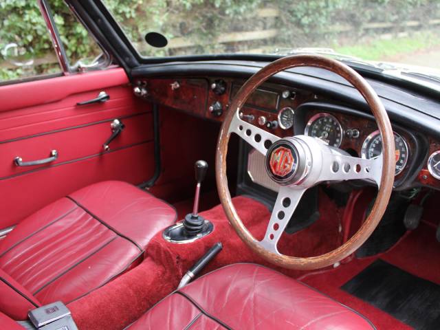 MG MGB Classic Cars for Sale - Classic Trader