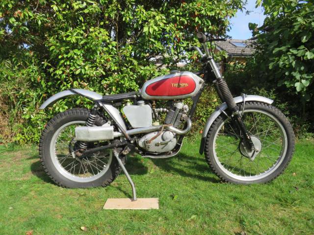 Imagen 1/31 de Triumph DUMMY (1962)