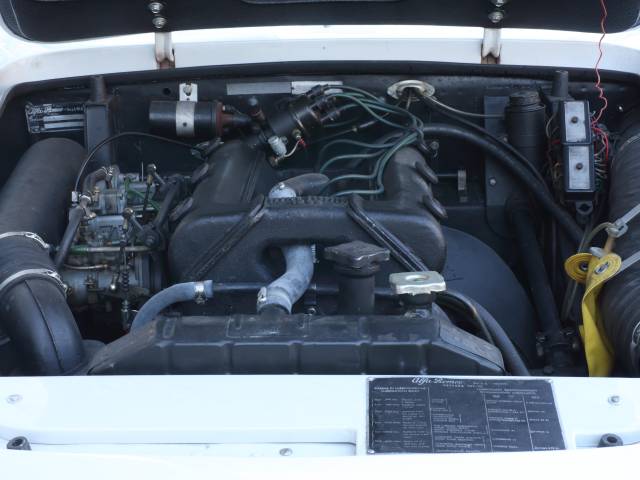 Alfa Romeo 2000 Spider