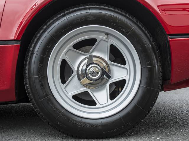 Ferrari 512 BBi
