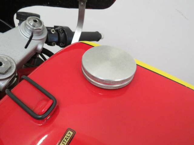 Ducati 600 TT2