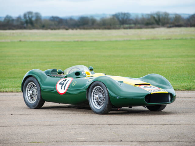 Image 1/31 of Maserati 450S (1956)