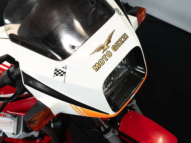 Moto Guzzi V 65 Lario