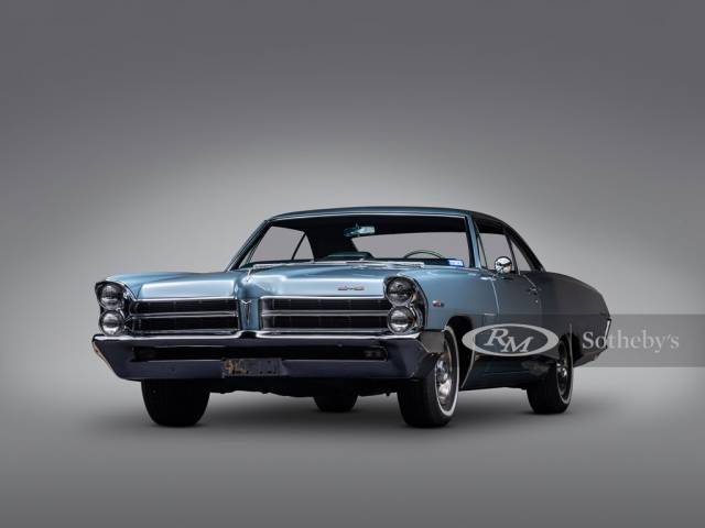 Image 1/42 of Pontiac Ventura (1965)