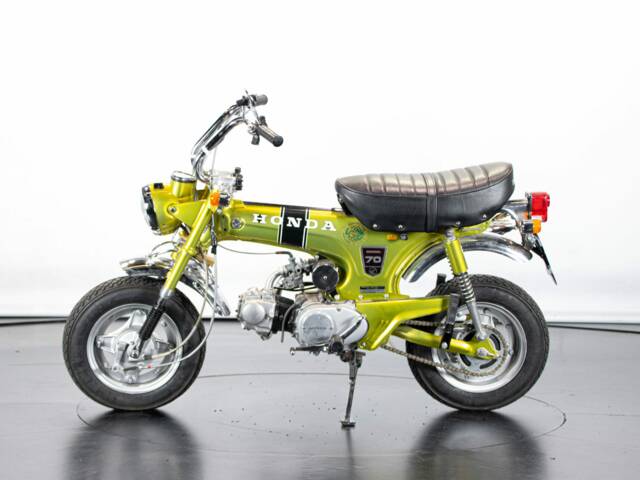 Honda ST 70 Dax