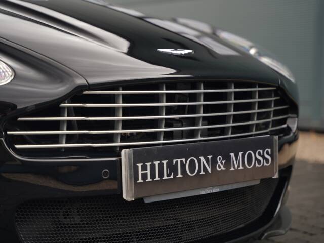 Aston Martin DBS