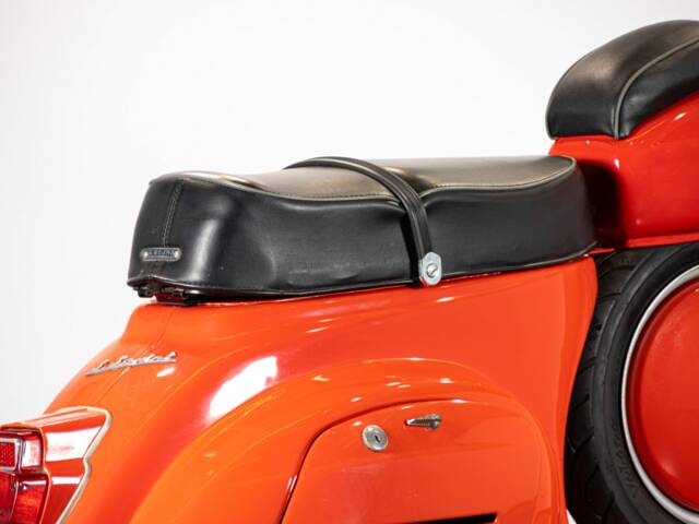 Piaggio Vespa 90