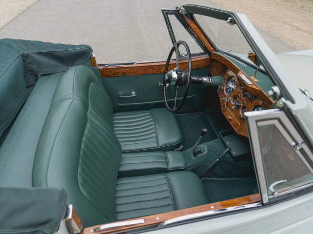 Jaguar XK 120 DHC