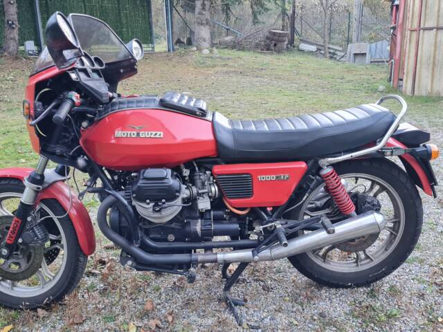 Moto Guzzi 1000 SP