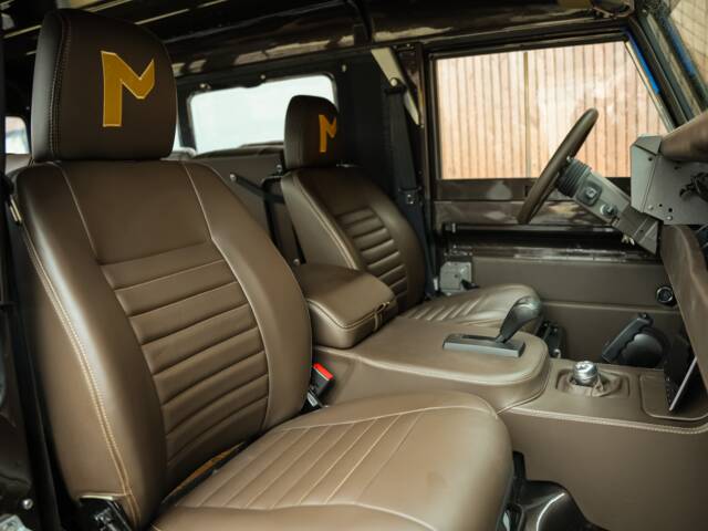 Land Rover 110