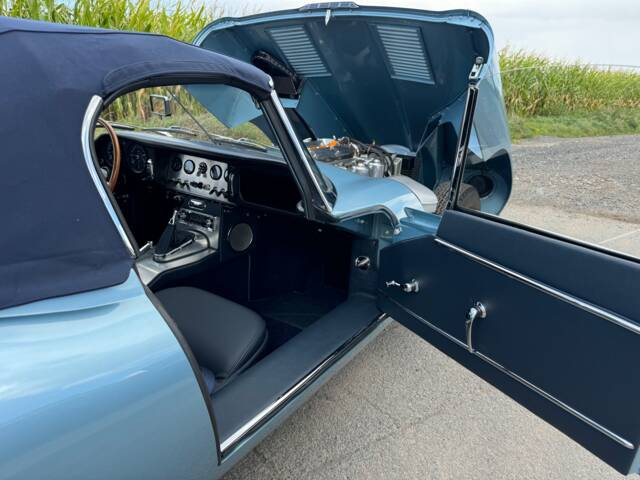 Jaguar E-Type 3.8 Flat Floor