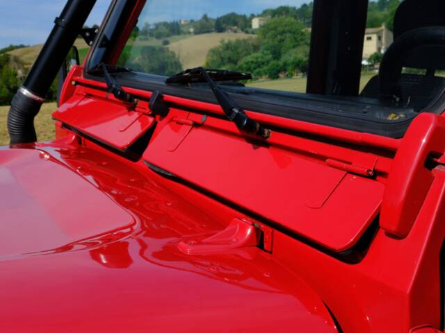 Land Rover Defender 110 300Tdi