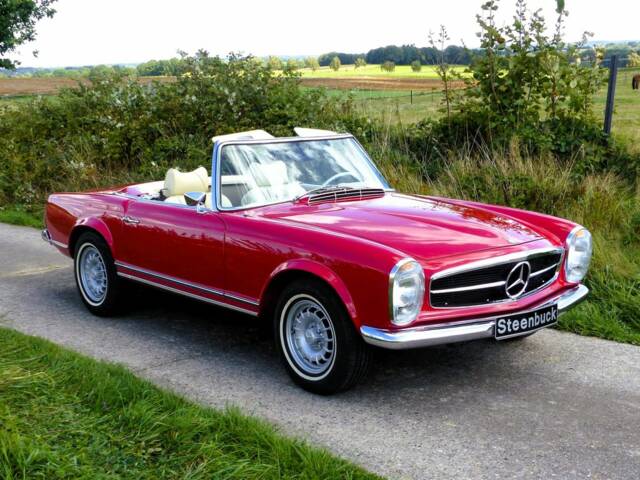 Mercedes-Benz 280 SL - Mercedes-Benz 280 SL Roadster "Pagode" (W 113) 1969