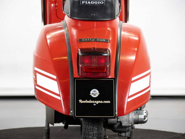 Piaggio Vespa 200 Rally