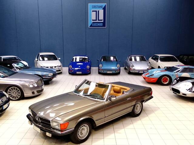 Immagine 1/60 di Mercedes-Benz 380 SL (1982)