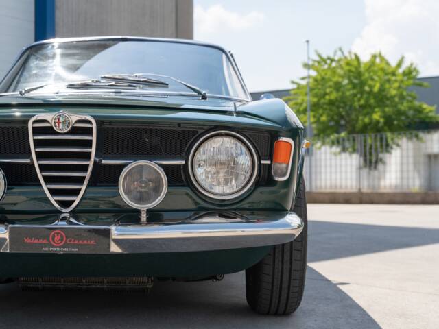 Alfa Romeo Giulia GT 1300 Junior