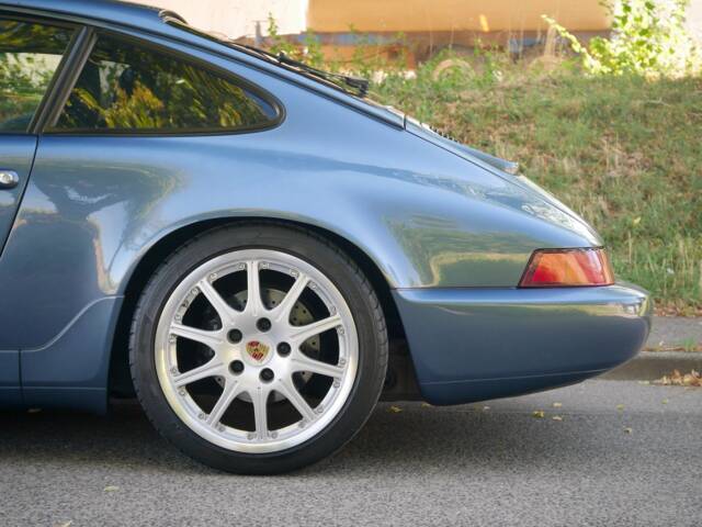 Porsche 911 Carrera 4