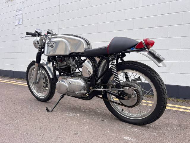 Triton 650