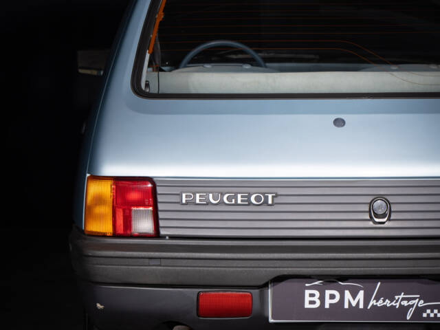 Peugeot 205