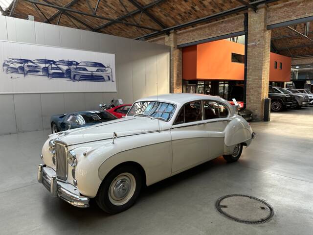 Image 1/26 de Jaguar Mk IX (1961)