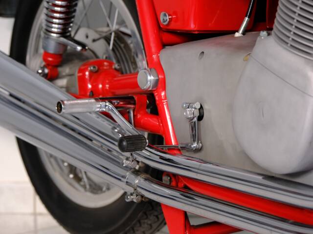 MV Agusta 750 Sport
