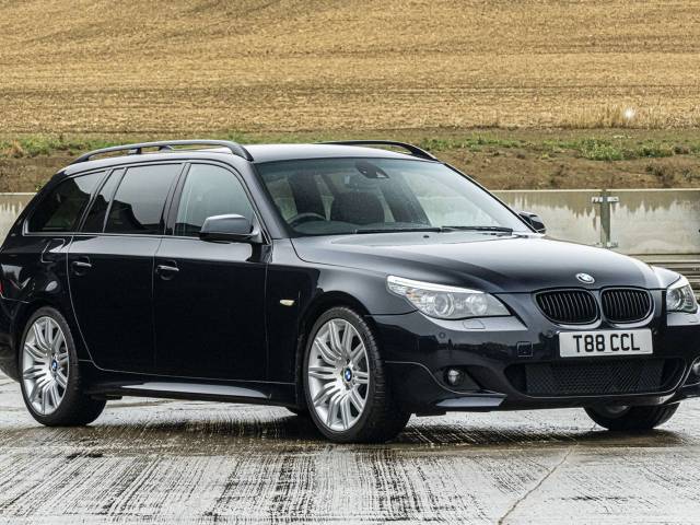 Bild 1/49 von BMW 530d Touring (2010)