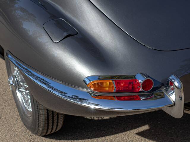 Jaguar E-Type 4.2