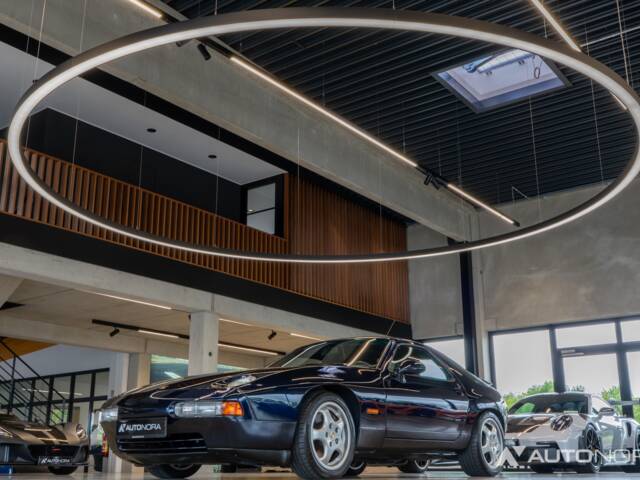 Porsche 928 GTS