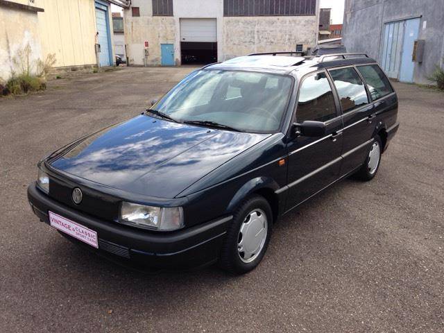 Bild 1/15 von Volkswagen Passat Variant 1.8 (1990)