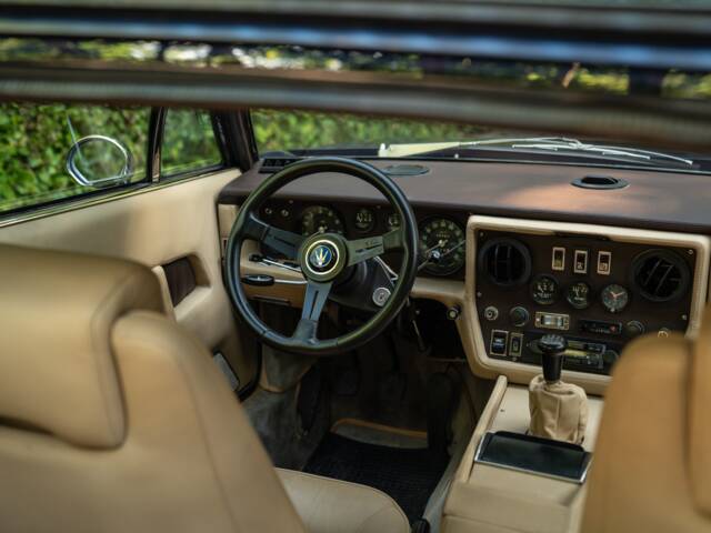Maserati Khamsin