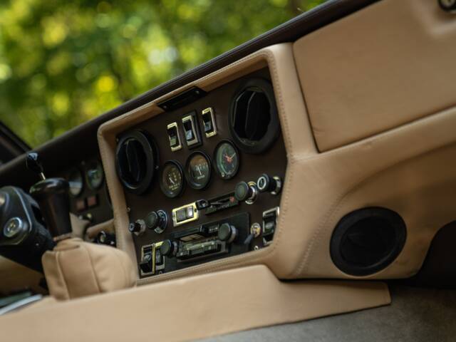 Maserati Khamsin