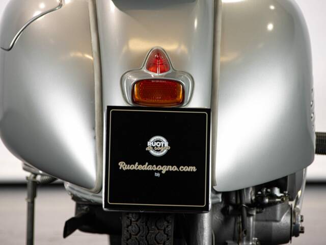 Piaggio Vespa 150 GS