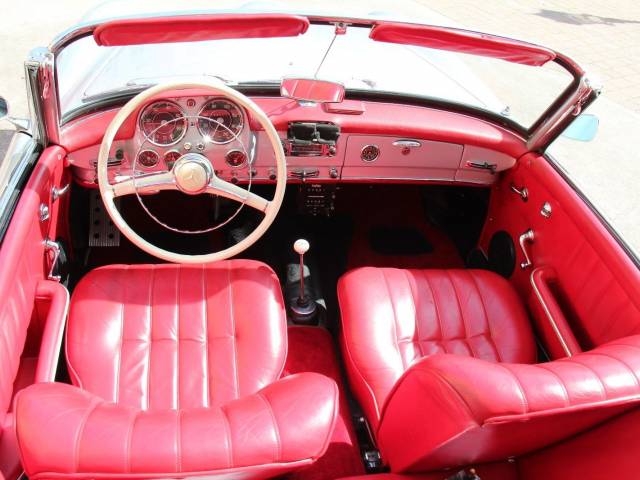 Mercedes-Benz 190 SL