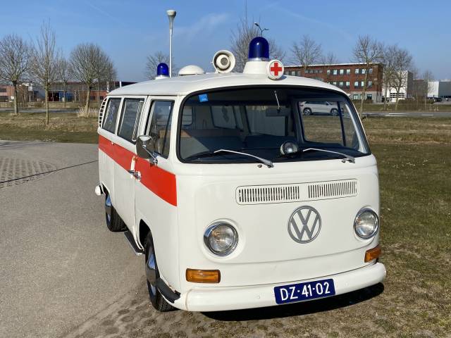 Volkswagen T2a Kleinbus