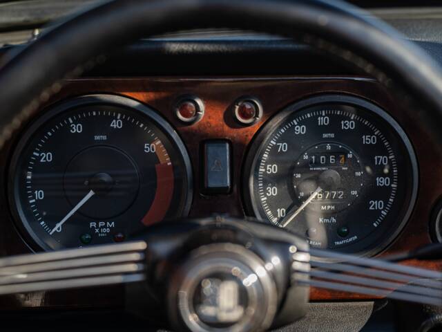 Triumph TR 250
