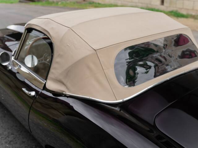 Jaguar E-Type 4.2