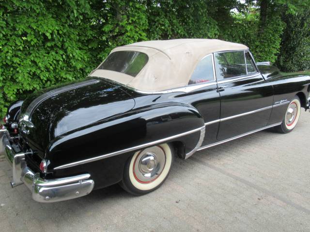 Pontiac Chieftain 8 De Luxe