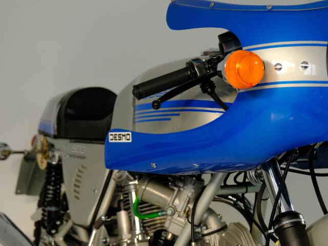 Ducati 900 SS