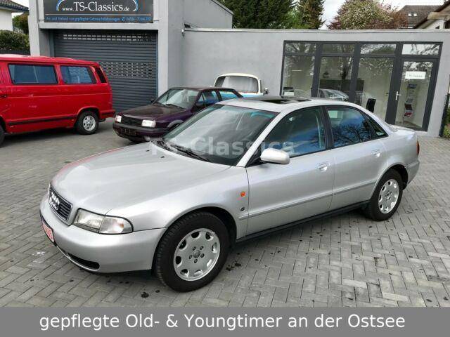Immagine 1/11 di Audi A4 2.6 quattro (1995)