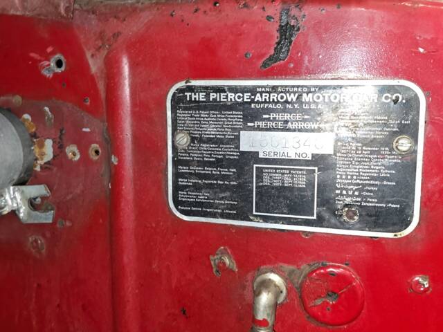 Pierce-Arrow Modell 43